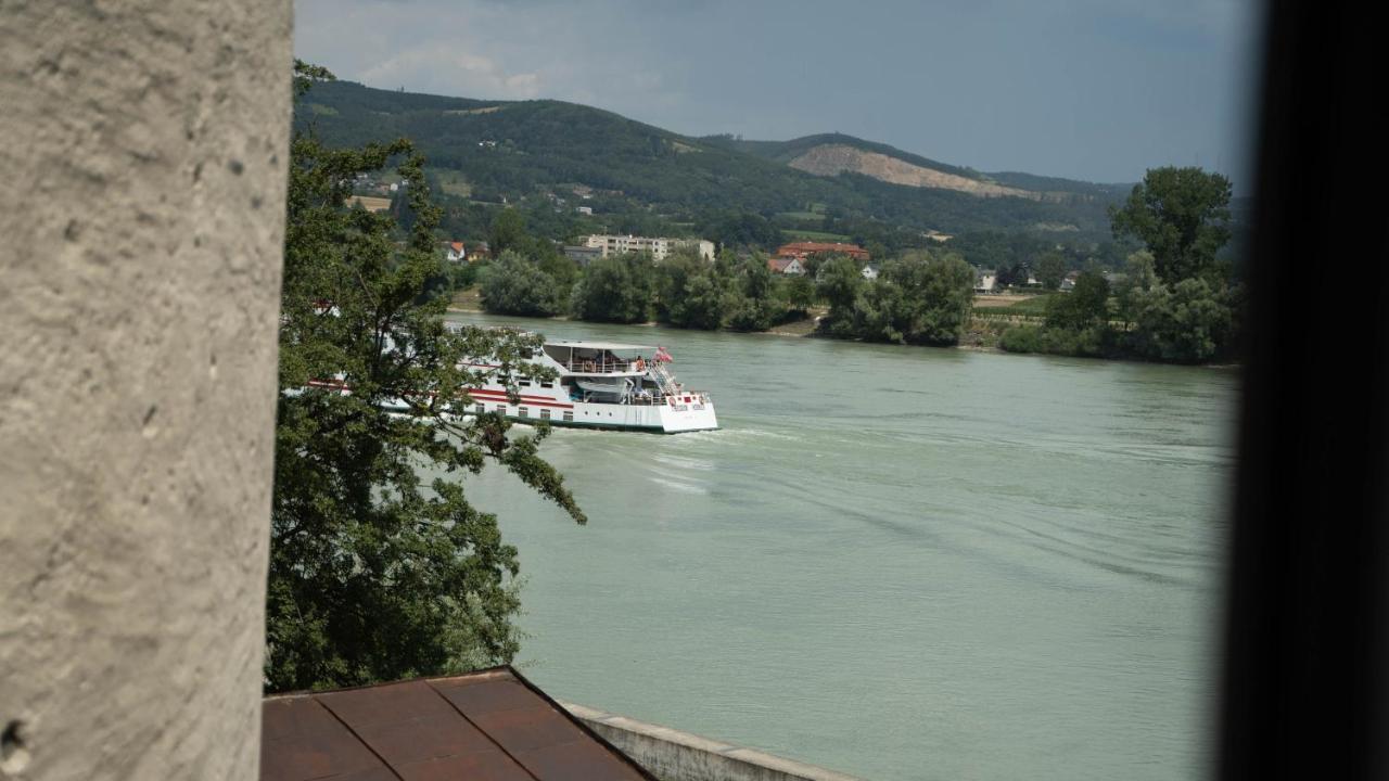 Donau Lodge อิบส์ อัน แดร์โดเนา ภายนอก รูปภาพ