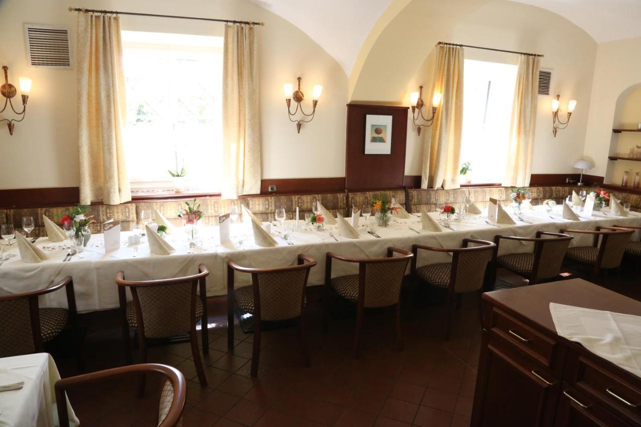Donau Lodge อิบส์ อัน แดร์โดเนา ภายนอก รูปภาพ