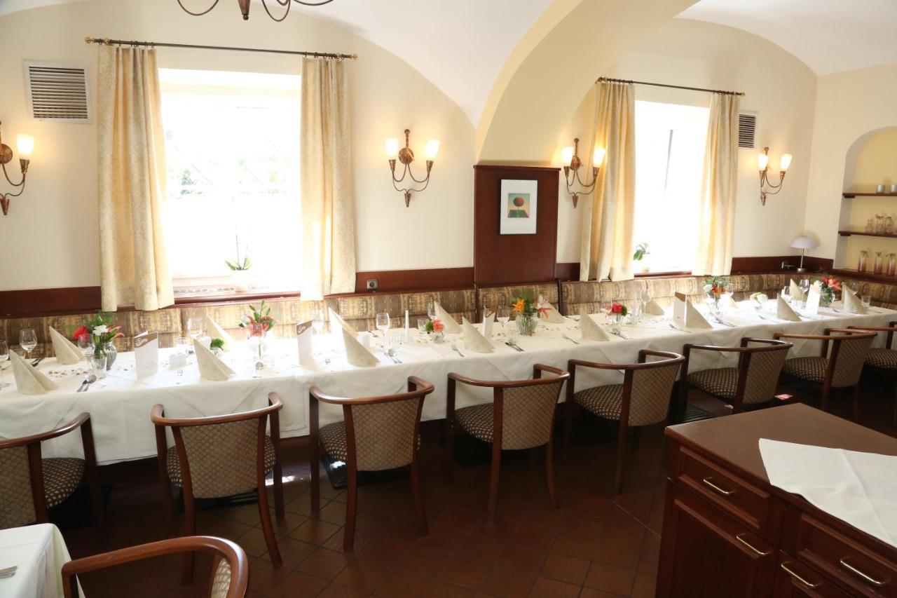 Donau Lodge อิบส์ อัน แดร์โดเนา ภายนอก รูปภาพ