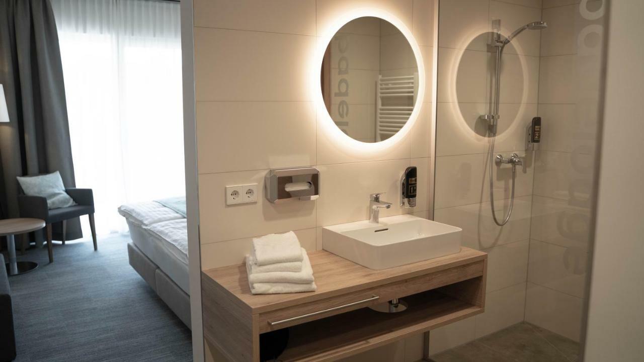 Donau Lodge อิบส์ อัน แดร์โดเนา ภายนอก รูปภาพ