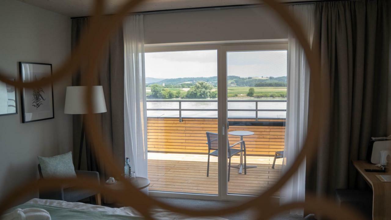 Donau Lodge อิบส์ อัน แดร์โดเนา ภายนอก รูปภาพ