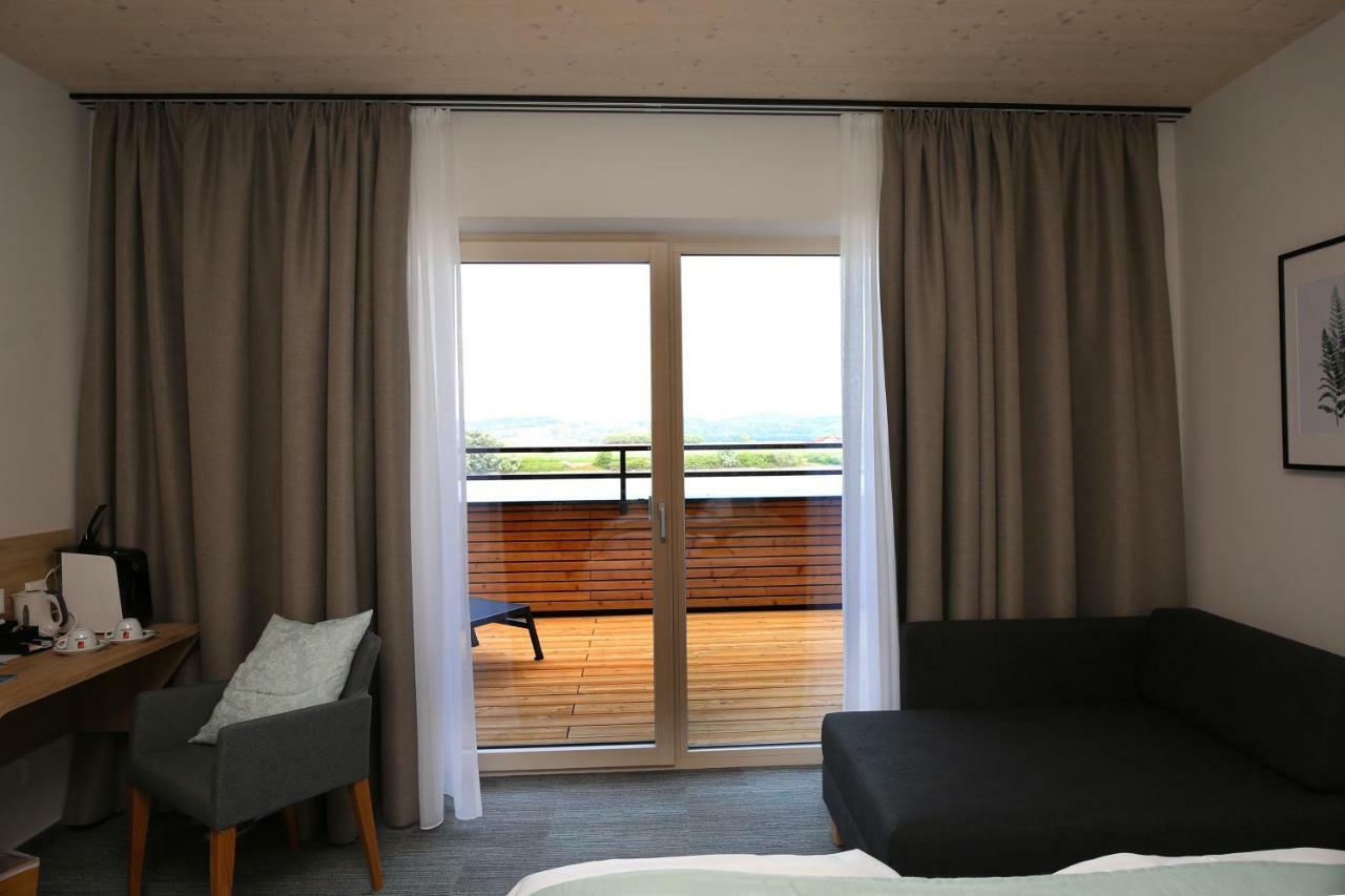 Donau Lodge อิบส์ อัน แดร์โดเนา ภายนอก รูปภาพ